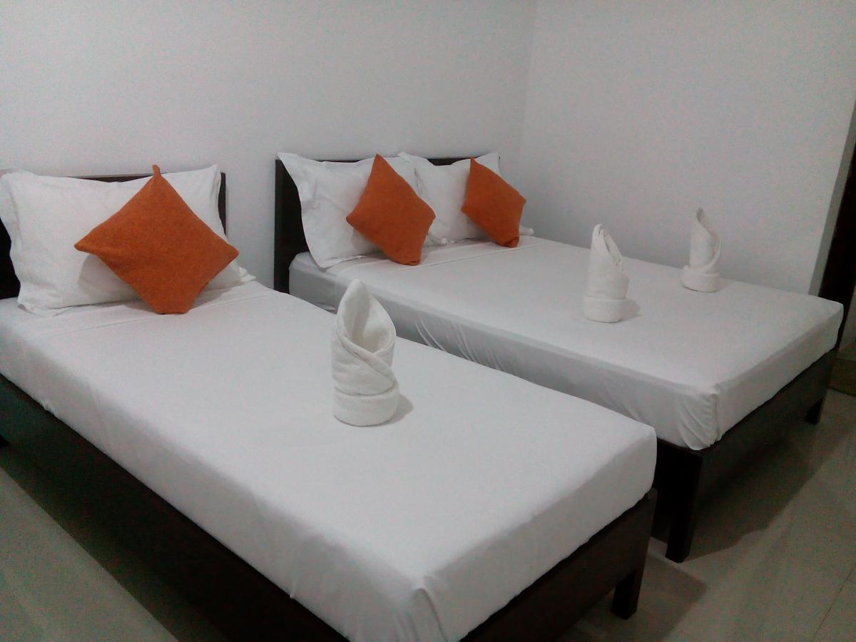 Bed and Breakfast Abeth'S Haven Puerto Princesa Exterior foto